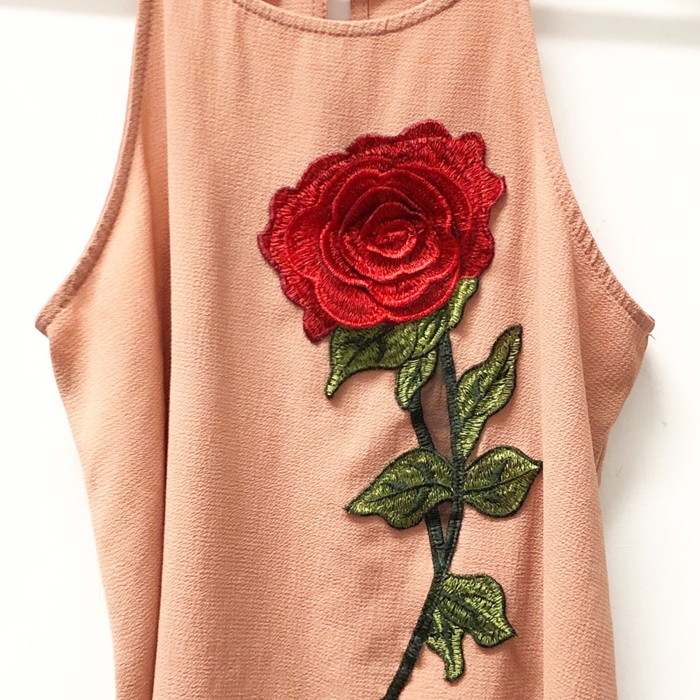 Dusty Rose Tank with Rose Appliqué.  Size M